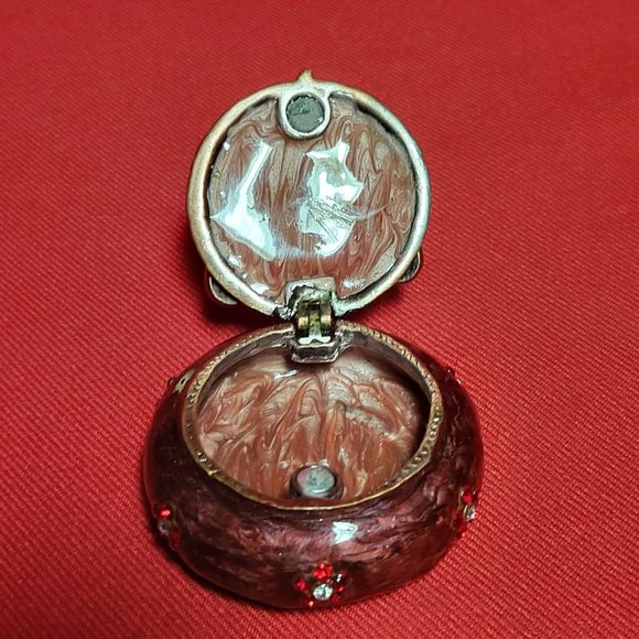 Vintage Trinket Box Burgundy Bejeweled Rhinestones Butterfly Design - Picture 7 of 12